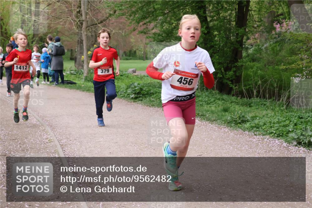 19.04.2026 - Hammer Lauf Lena Gebhardt http://msf.ph/oto/9562482 19.04.2026 09:25:52 Laufen 1412, 379, 16, 456 meine-sportfotos.de