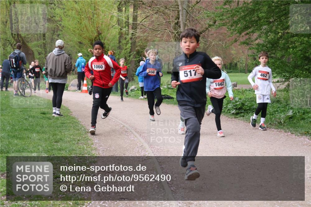 19.04.2026 - Hammer Lauf Lena Gebhardt http://msf.ph/oto/9562490 19.04.2026 09:25:55 Laufen 1060, 1435, 1419, 650, 16, 517, 1662, 462 meine-sportfotos.de