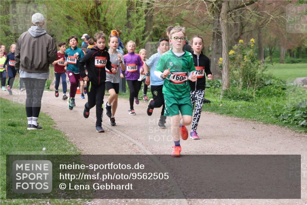 19.04.2026 - Hammer Lauf Lena Gebhardt http://msf.ph/oto/9562505 19.04.2026 09:26:00 Laufen 180, 122, 1408, 1435, 1365, 1600, 758 meine-sportfotos.de