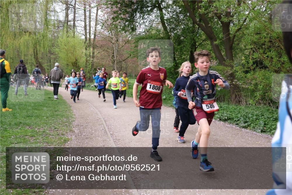 19.04.2026 - Hammer Lauf Lena Gebhardt http://msf.ph/oto/9562521 19.04.2026 09:26:07 Laufen 1306, 16, 1808, 16, 586 meine-sportfotos.de
