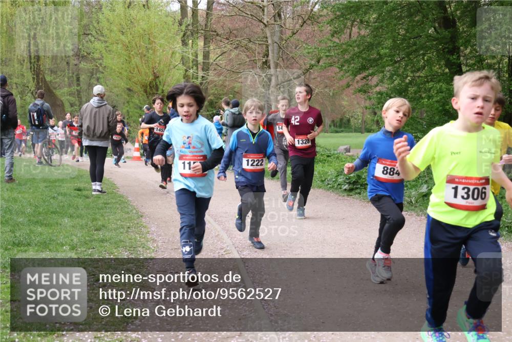 19.04.2026 - Hammer Lauf Lena Gebhardt http://msf.ph/oto/9562527 19.04.2026 09:26:09 Laufen 1410, 1453, 20, 115, 1222, 14, 42, 1328, 884, 16, 1306 meine-sportfotos.de