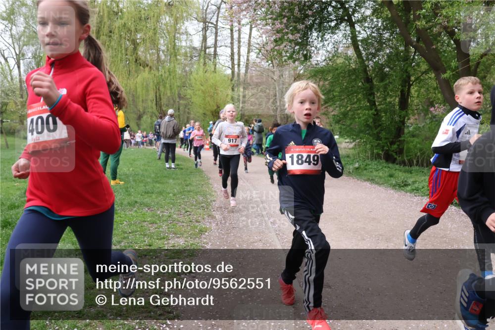 19.04.2026 - Hammer Lauf Lena Gebhardt http://msf.ph/oto/9562551 19.04.2026 09:26:17 Laufen 400, 1864, 917, 16, 1849, 2 meine-sportfotos.de