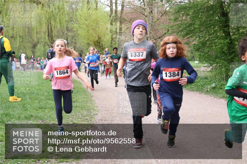 19.04.2026 - Hammer Lauf Lena Gebhardt http://msf.ph/oto/9562558 19.04.2026 09:26:19 Laufen 16, 1864, 1707, 1397, 16, 1337, 16, 1384, 16 meine-sportfotos.de