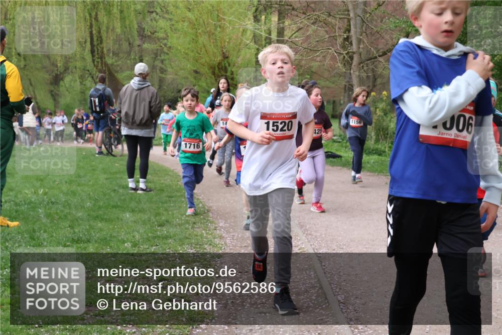 19.04.2026 - Hammer Lauf Lena Gebhardt http://msf.ph/oto/9562586 19.04.2026 09:26:27 Laufen 14, 1716, 16, 1520, 425, 1156, 06 meine-sportfotos.de