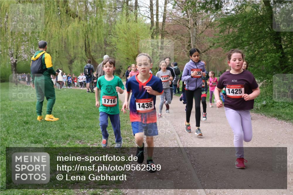 19.04.2026 - Hammer Lauf Lena Gebhardt http://msf.ph/oto/9562589 19.04.2026 09:26:29 Laufen 1716, 16, 1436, 35, 1450, 16, 664, 1425 meine-sportfotos.de