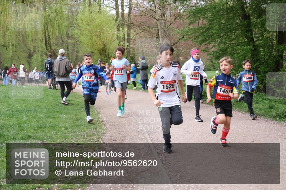 19.04.2026 - Hammer Lauf Lena Gebhardt http://msf.ph/oto/9562620 19.04.2026 09:26:38 Laufen 1501, 1701, 591, 1543, 1529, 1615, 1407, 1688 meine-sportfotos.de