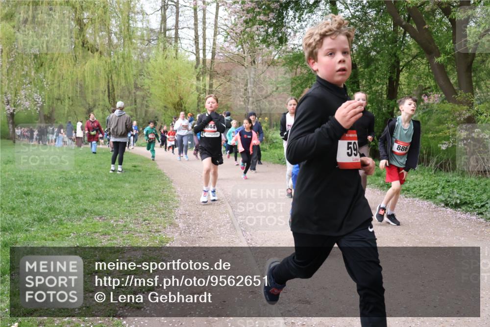 19.04.2026 - Hammer Lauf Lena Gebhardt http://msf.ph/oto/9562651 19.04.2026 09:26:45 Laufen 844, 16, 59, 886 meine-sportfotos.de