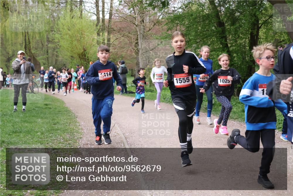 19.04.2026 - Hammer Lauf Lena Gebhardt http://msf.ph/oto/9562679 19.04.2026 09:26:54 Laufen 414, 3773, 1289, 1555, 024, 1025, 18 meine-sportfotos.de