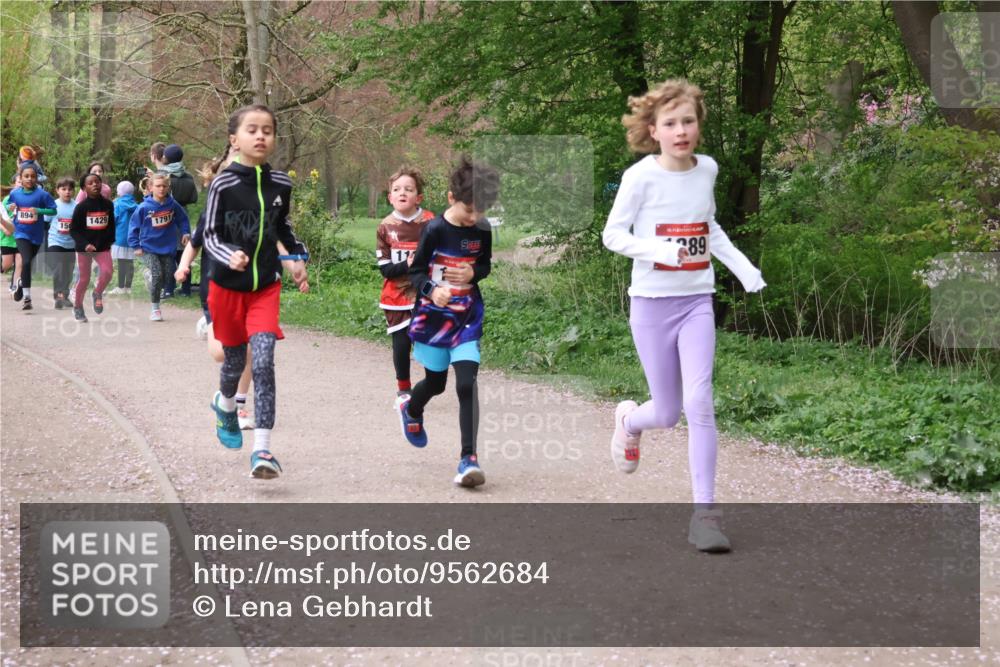 19.04.2026 - Hammer Lauf Lena Gebhardt http://msf.ph/oto/9562684 19.04.2026 09:26:55 Laufen 894, 15, 1429, 1791, 17, 289 meine-sportfotos.de