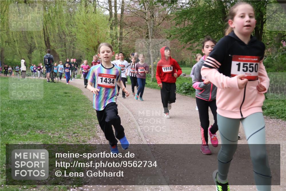 19.04.2026 - Hammer Lauf Lena Gebhardt http://msf.ph/oto/9562734 19.04.2026 09:27:07 Laufen 1237, 560, 1918, 1382, 16, 1434, 16, 1550 meine-sportfotos.de