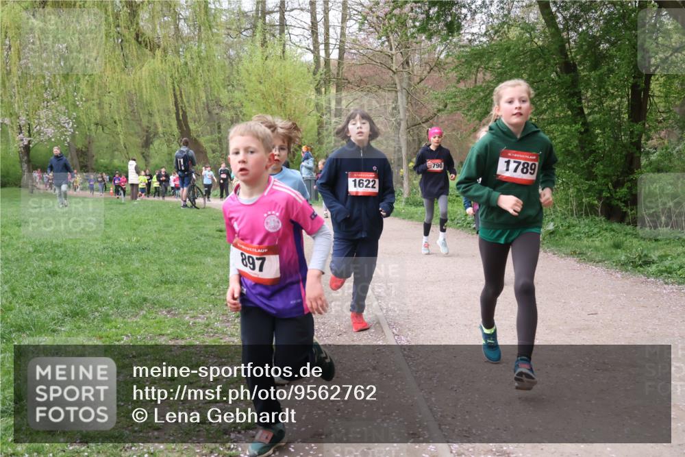 19.04.2026 - Hammer Lauf Lena Gebhardt http://msf.ph/oto/9562762 19.04.2026 09:27:14 Laufen 897, 1622, 790, 16, 1789 meine-sportfotos.de