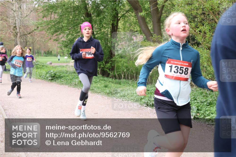 19.04.2026 - Hammer Lauf Lena Gebhardt http://msf.ph/oto/9562769 19.04.2026 09:27:15 Laufen 1313, 839, 16, 790, 16, 1358 meine-sportfotos.de
