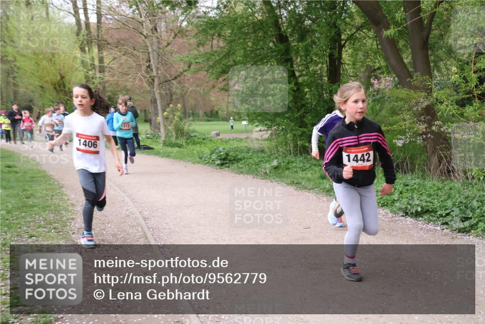 19.04.2026 - Hammer Lauf Lena Gebhardt http://msf.ph/oto/9562779 19.04.2026 09:27:18 Laufen 1406, 1312, 1442 meine-sportfotos.de