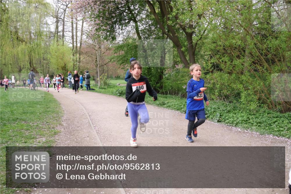 19.04.2026 - Hammer Lauf Lena Gebhardt http://msf.ph/oto/9562813 19.04.2026 09:27:31 Laufen 154, 460, 822 meine-sportfotos.de
