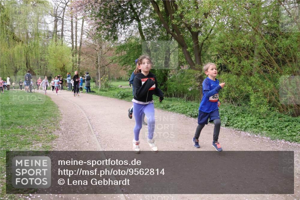 19.04.2026 - Hammer Lauf Lena Gebhardt http://msf.ph/oto/9562814 19.04.2026 09:27:31 Laufen 82 meine-sportfotos.de