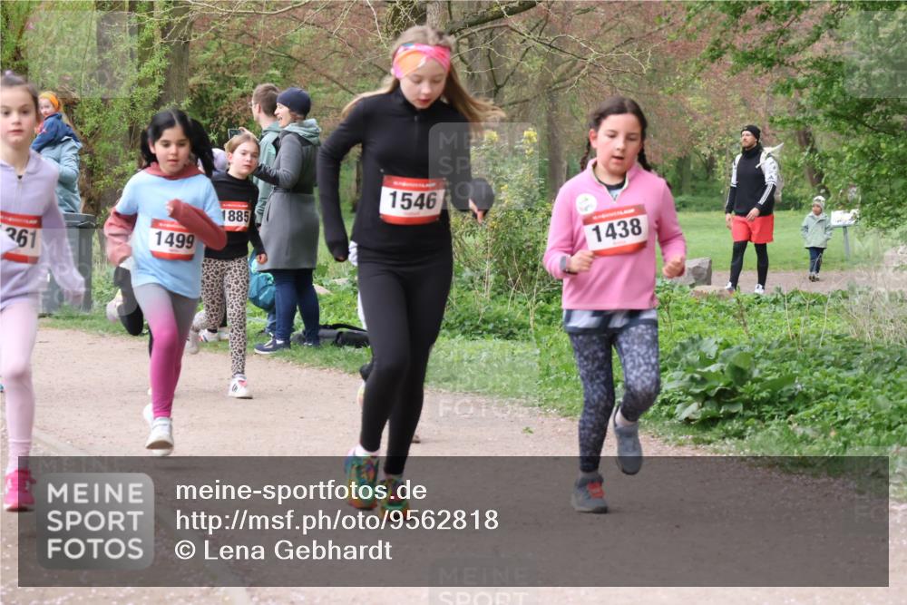 19.04.2026 - Hammer Lauf Lena Gebhardt http://msf.ph/oto/9562818 19.04.2026 09:27:33 Laufen 361, 1499, 1885, 1546, 1438 meine-sportfotos.de