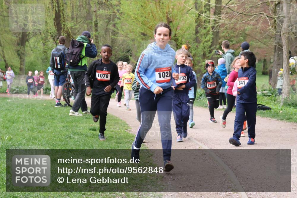 19.04.2026 - Hammer Lauf Lena Gebhardt http://msf.ph/oto/9562848 19.04.2026 09:27:47 Laufen 1078, 1422, 16, 1020, 892, 1399, 841 meine-sportfotos.de