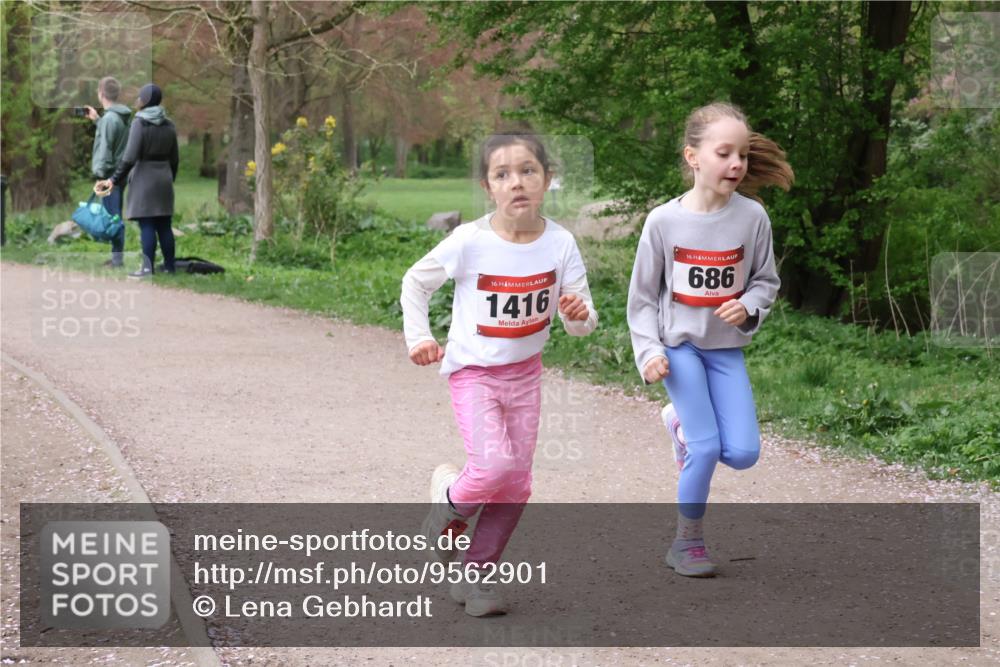 19.04.2026 - Hammer Lauf Lena Gebhardt http://msf.ph/oto/9562901 19.04.2026 09:28:08 Laufen 16, 1416, 16, 686 meine-sportfotos.de