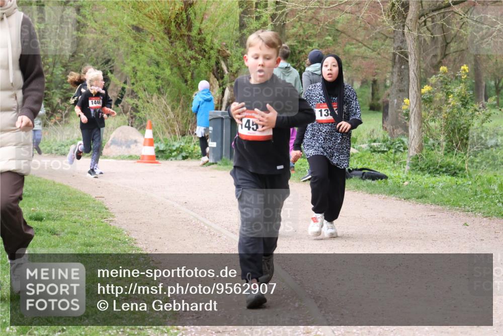 19.04.2026 - Hammer Lauf Lena Gebhardt http://msf.ph/oto/9562907 19.04.2026 09:28:16 Laufen 1446, 45, 13 meine-sportfotos.de