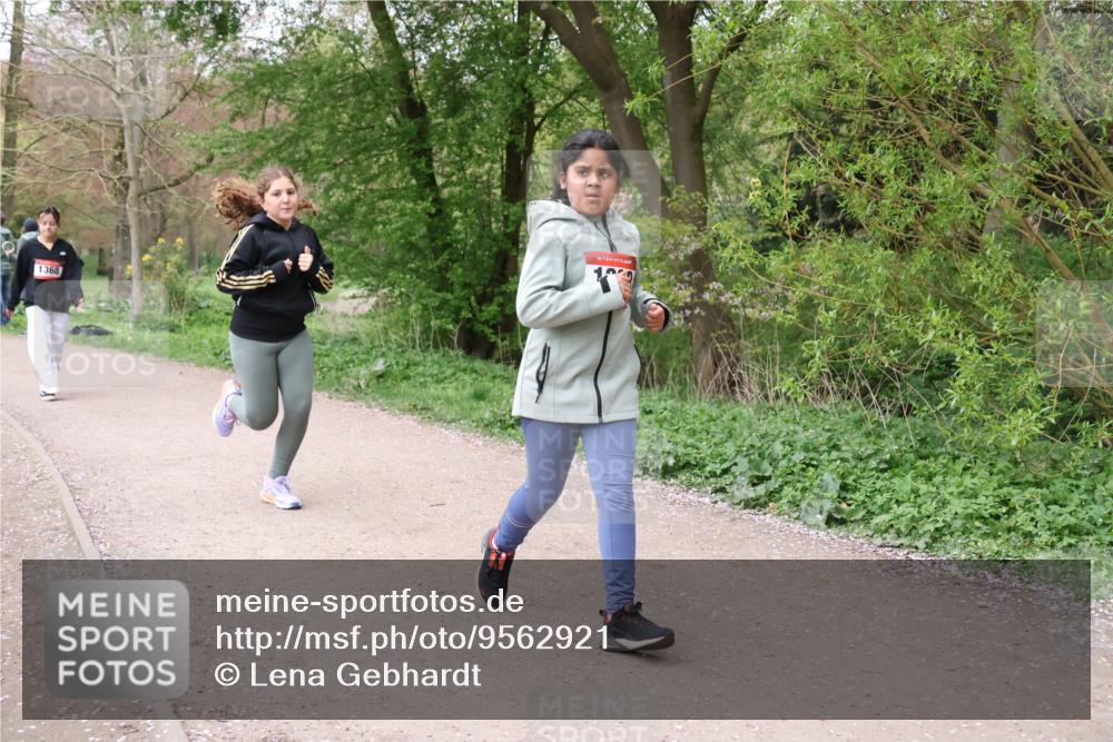 19.04.2026 - Hammer Lauf Lena Gebhardt http://msf.ph/oto/9562921 19.04.2026 09:28:29 Laufen 1368, 16 meine-sportfotos.de