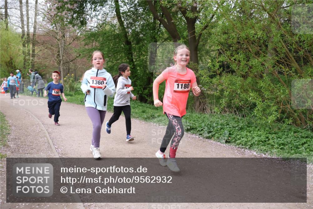 19.04.2026 - Hammer Lauf Lena Gebhardt http://msf.ph/oto/9562932 19.04.2026 09:28:38 Laufen 1061, 1360, 16, 1180 meine-sportfotos.de