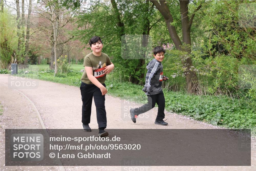 19.04.2026 - Hammer Lauf Lena Gebhardt http://msf.ph/oto/9563020 19.04.2026 09:29:37 Laufen 151 meine-sportfotos.de