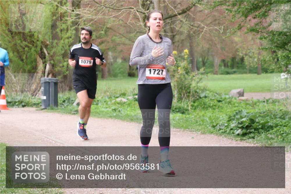 19.04.2026 - Hammer Lauf Lena Gebhardt http://msf.ph/oto/9563581 19.04.2026 10:11:11 Laufen 1079, 16, 1727 meine-sportfotos.de