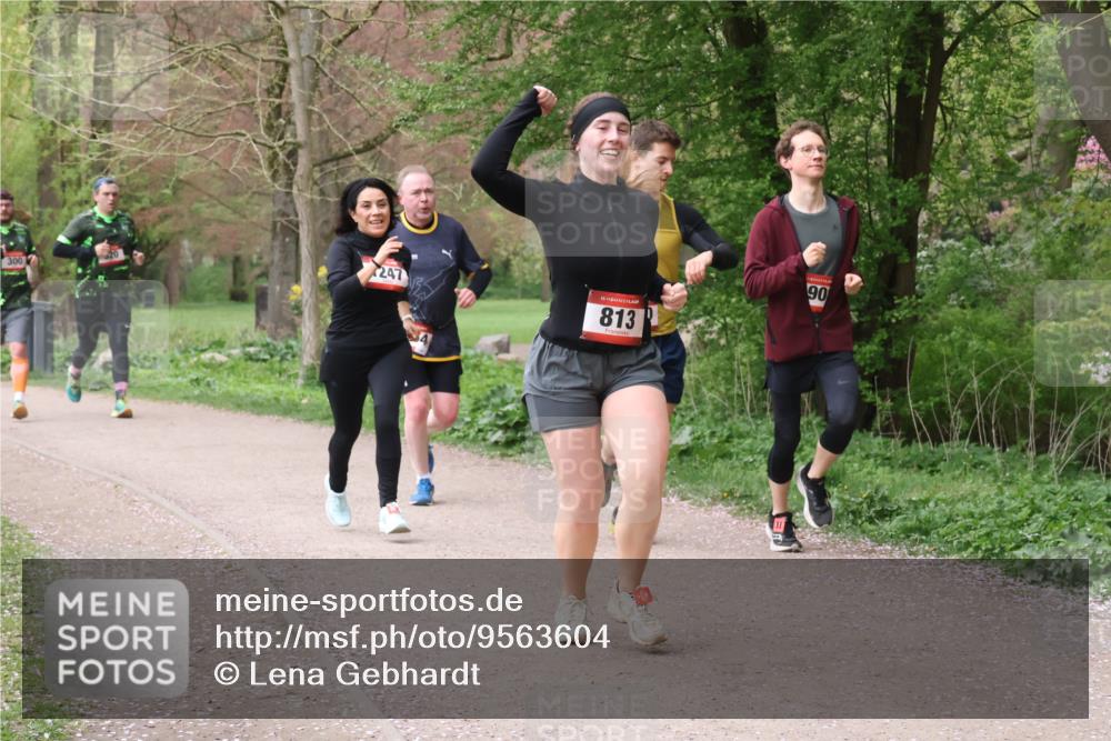19.04.2026 - Hammer Lauf Lena Gebhardt http://msf.ph/oto/9563604 19.04.2026 10:11:24 Laufen 300, 247, 16, 813, 90 meine-sportfotos.de