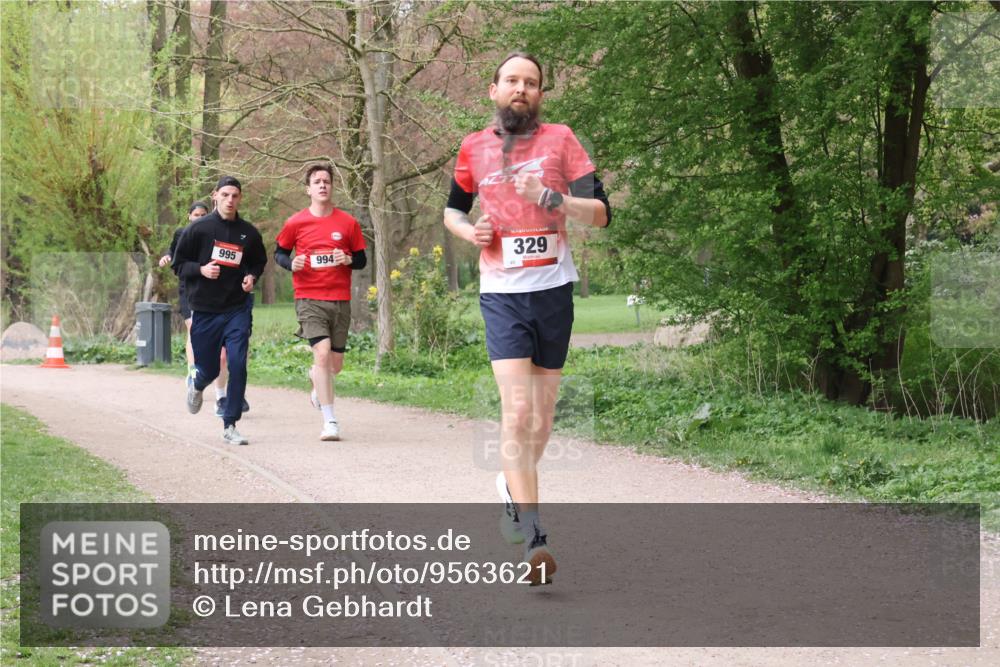 19.04.2026 - Hammer Lauf Lena Gebhardt http://msf.ph/oto/9563621 19.04.2026 10:11:31 Laufen 995, 994, 329 meine-sportfotos.de