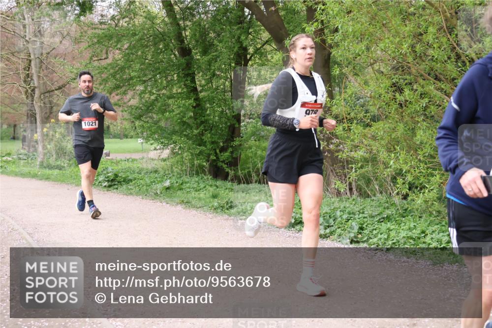 19.04.2026 - Hammer Lauf Lena Gebhardt http://msf.ph/oto/9563678 19.04.2026 10:12:09 Laufen 1021, 16, 978 meine-sportfotos.de