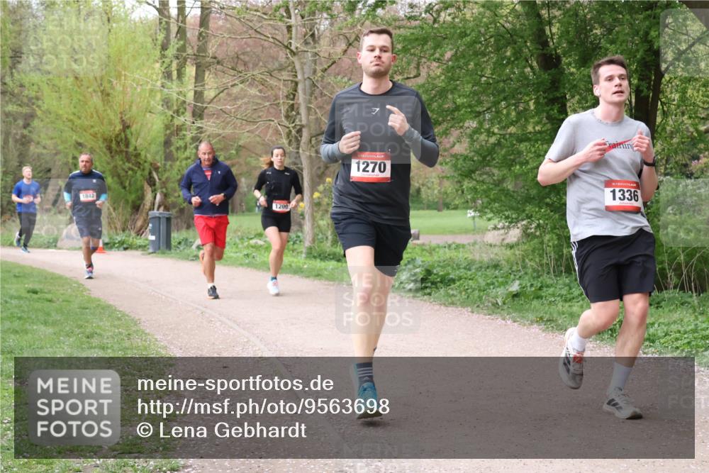 19.04.2026 - Hammer Lauf Lena Gebhardt http://msf.ph/oto/9563698 19.04.2026 10:12:26 Laufen 1842, 1200, 7, 1270, 16, 1336 meine-sportfotos.de