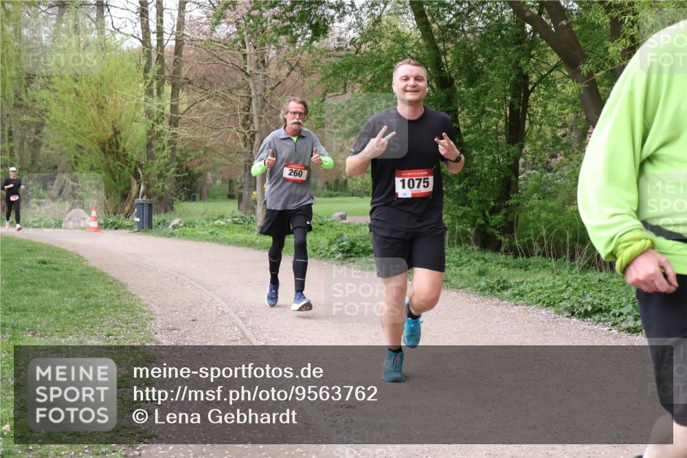 19.04.2026 - Hammer Lauf Lena Gebhardt http://msf.ph/oto/9563762 19.04.2026 10:12:57 Laufen 260, 1075 meine-sportfotos.de