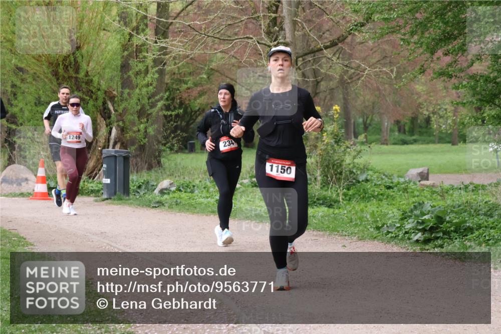 19.04.2026 - Hammer Lauf Lena Gebhardt http://msf.ph/oto/9563771 19.04.2026 10:13:04 Laufen 1249, 234, 16, 1150 meine-sportfotos.de