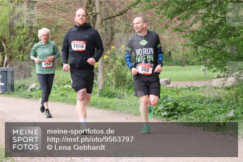 19.04.2026 - Hammer Lauf Lena Gebhardt http://msf.ph/oto/9563797 19.04.2026 10:13:16 Laufen 254, 1608, 024, 352, 202 meine-sportfotos.de