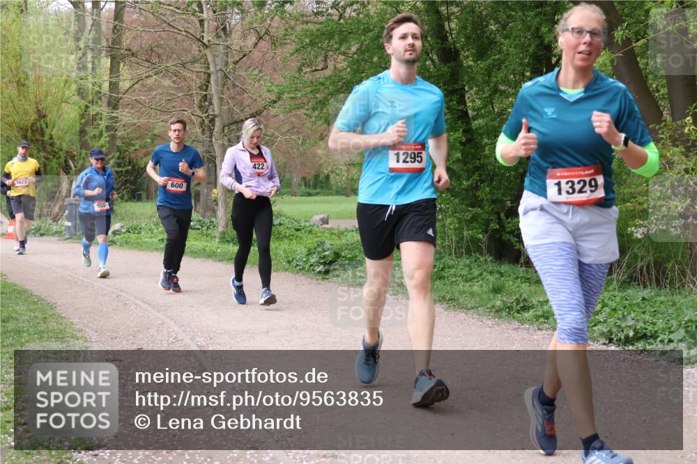 19.04.2026 - Hammer Lauf Lena Gebhardt http://msf.ph/oto/9563835 19.04.2026 10:13:28 Laufen 1623, 955, 600, 422, 16, 1295, 16, 1329 meine-sportfotos.de