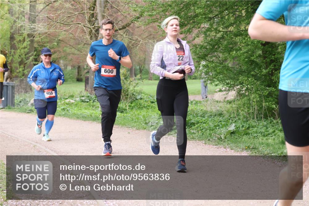 19.04.2026 - Hammer Lauf Lena Gebhardt http://msf.ph/oto/9563836 19.04.2026 10:13:29 Laufen 955, 600, 22 meine-sportfotos.de