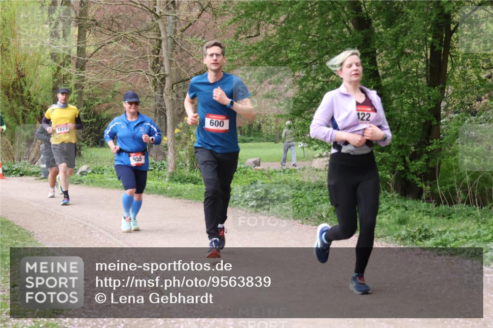 19.04.2026 - Hammer Lauf Lena Gebhardt http://msf.ph/oto/9563839 19.04.2026 10:13:29 Laufen 1623, 955, 600, 122 meine-sportfotos.de
