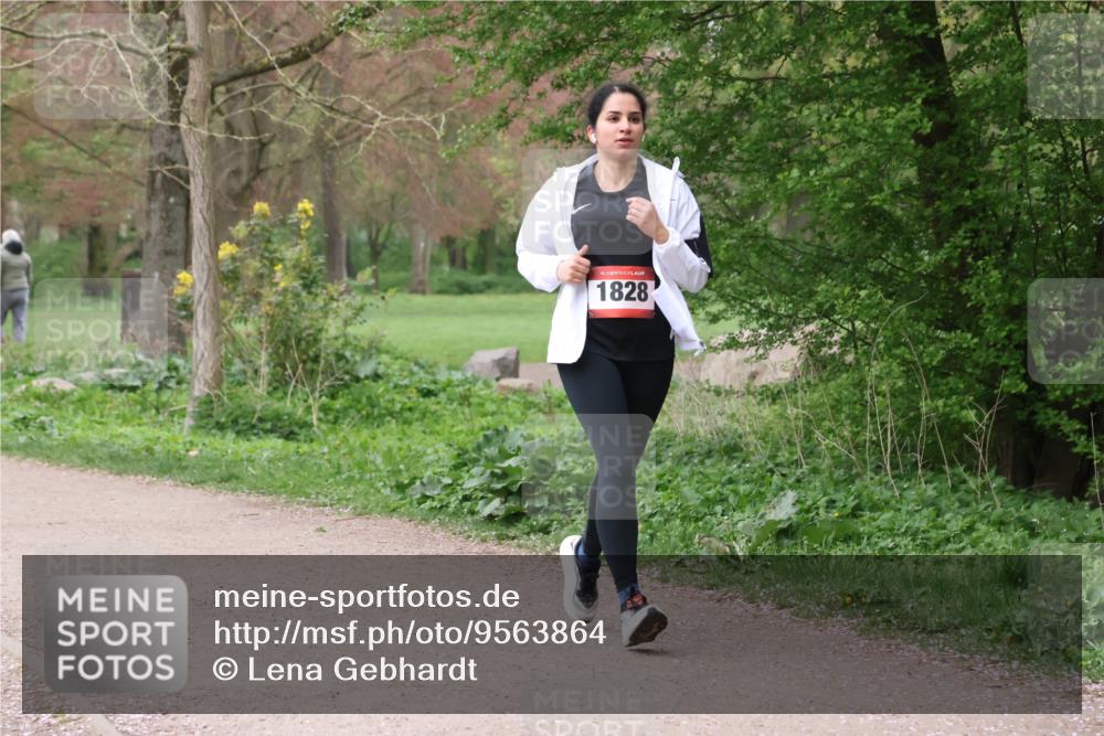 19.04.2026 - Hammer Lauf Lena Gebhardt http://msf.ph/oto/9563864 19.04.2026 10:13:39 Laufen 16, 1828 meine-sportfotos.de