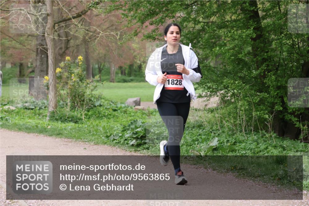 19.04.2026 - Hammer Lauf Lena Gebhardt http://msf.ph/oto/9563865 19.04.2026 10:13:40 Laufen 16, 1828 meine-sportfotos.de