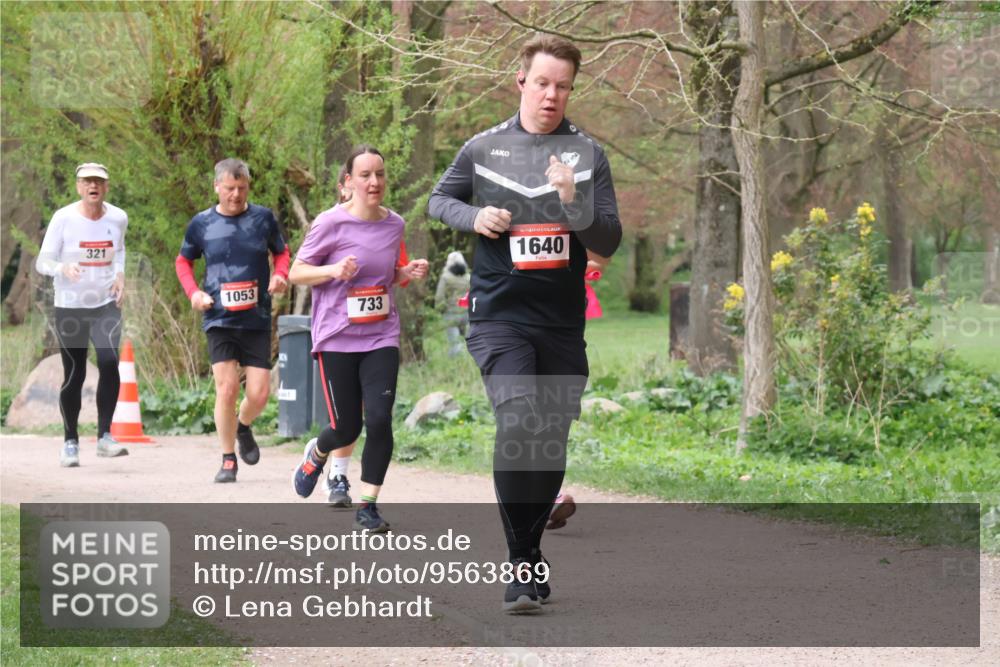 19.04.2026 - Hammer Lauf Lena Gebhardt http://msf.ph/oto/9563869 19.04.2026 10:13:41 Laufen 321, 1053, 733, 16, 1640 meine-sportfotos.de