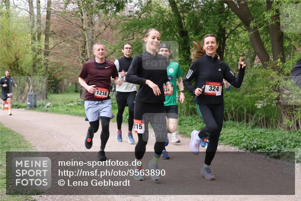 19.04.2026 - Hammer Lauf Lena Gebhardt http://msf.ph/oto/9563890 19.04.2026 10:13:52 Laufen 1216, 215, 78, 16, 324 meine-sportfotos.de