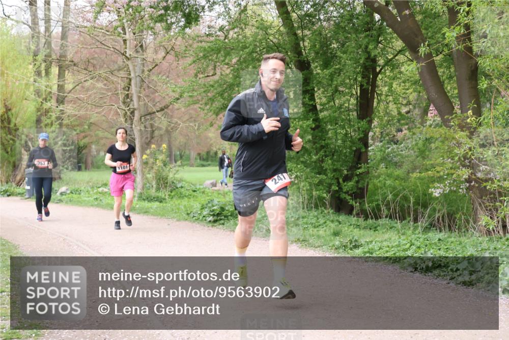19.04.2026 - Hammer Lauf Lena Gebhardt http://msf.ph/oto/9563902 19.04.2026 10:13:57 Laufen 753, 1101, 241 meine-sportfotos.de