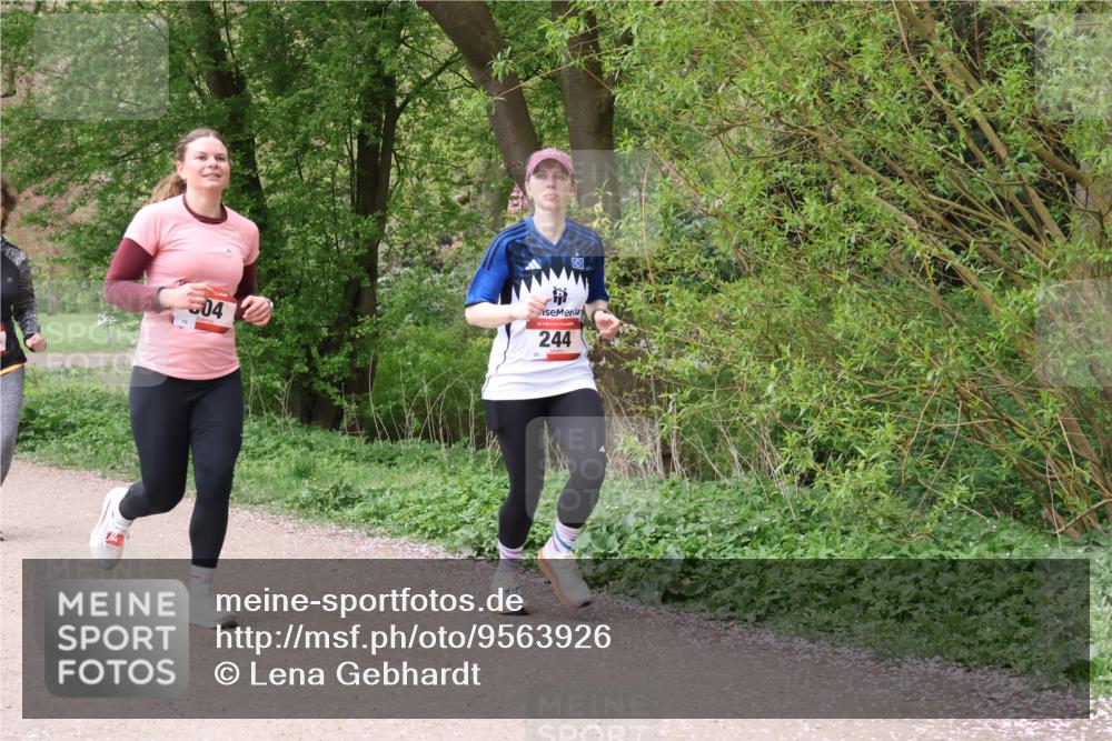 19.04.2026 - Hammer Lauf Lena Gebhardt http://msf.ph/oto/9563926 19.04.2026 10:14:11 Laufen 504, 244 meine-sportfotos.de