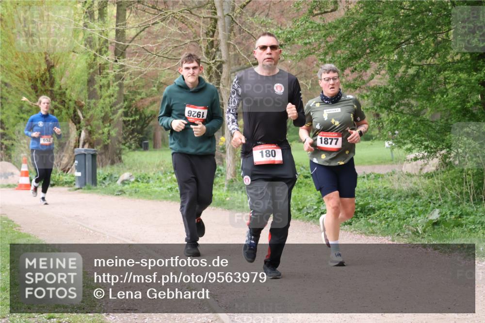 19.04.2026 - Hammer Lauf Lena Gebhardt http://msf.ph/oto/9563979 19.04.2026 10:14:44 Laufen 652, 9761, 180, 1877 meine-sportfotos.de