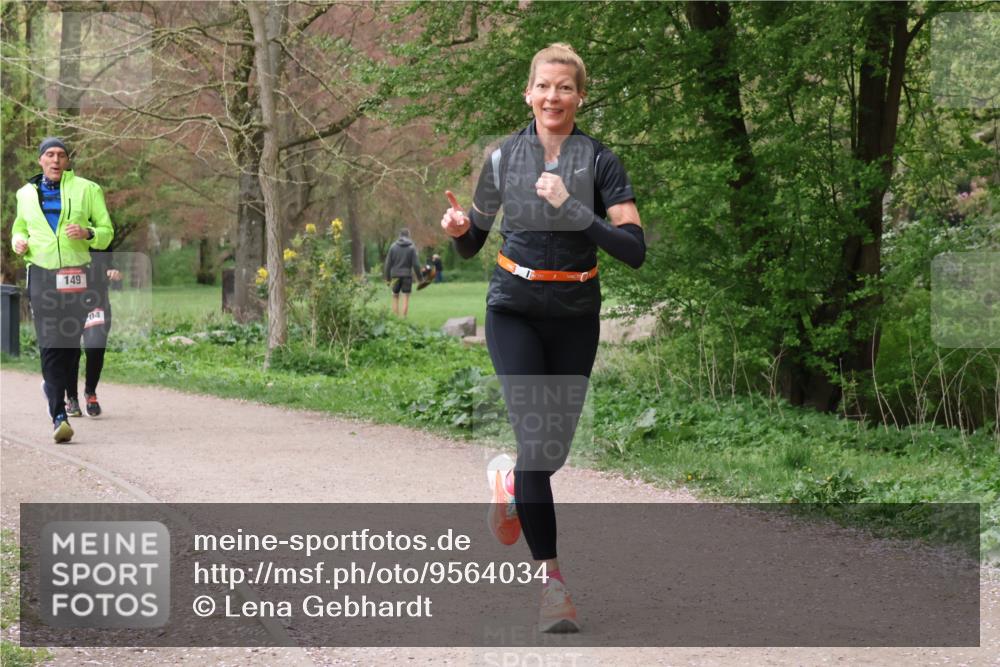 19.04.2026 - Hammer Lauf Lena Gebhardt http://msf.ph/oto/9564034 19.04.2026 10:15:38 Laufen 149, 04 meine-sportfotos.de