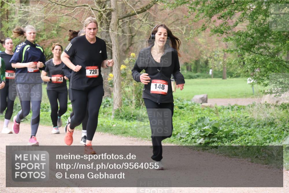 19.04.2026 - Hammer Lauf Lena Gebhardt http://msf.ph/oto/9564055 19.04.2026 10:15:51 Laufen 798, 720, 148 meine-sportfotos.de