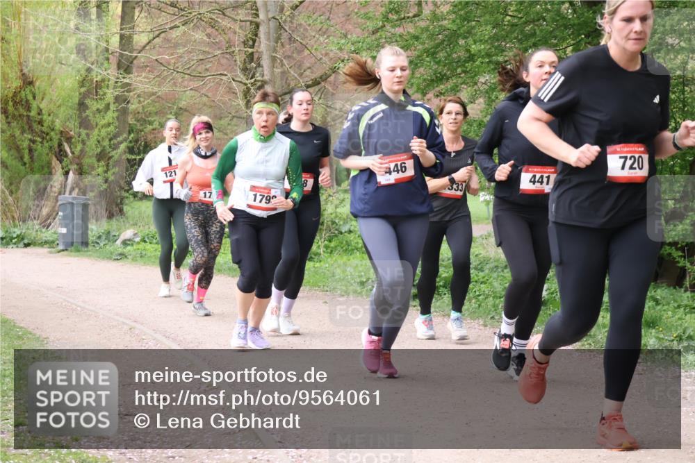 19.04.2026 - Hammer Lauf Lena Gebhardt http://msf.ph/oto/9564061 19.04.2026 10:15:54 Laufen 121, 8, 17, 179, 446, 333, 16, 441, 16, 720 meine-sportfotos.de