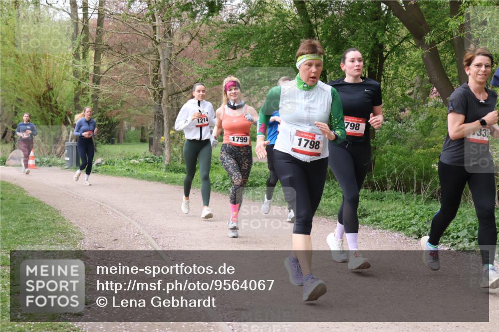 19.04.2026 - Hammer Lauf Lena Gebhardt http://msf.ph/oto/9564067 19.04.2026 10:15:56 Laufen 1214, 1799, 16, 1798, 798, 333 meine-sportfotos.de