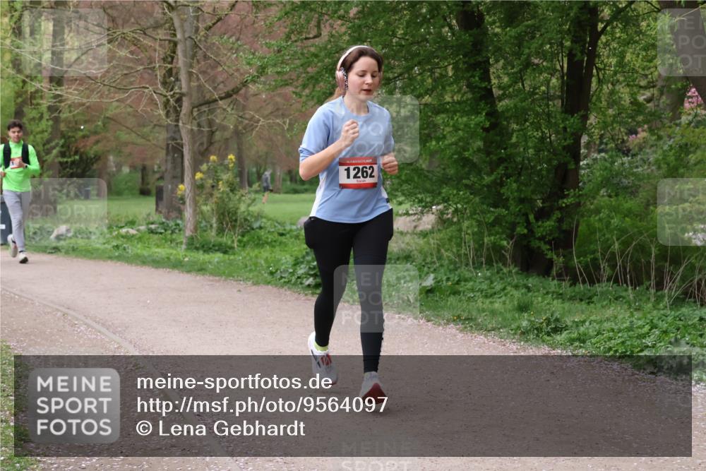 19.04.2026 - Hammer Lauf Lena Gebhardt http://msf.ph/oto/9564097 19.04.2026 10:16:21 Laufen 16, 1262 meine-sportfotos.de