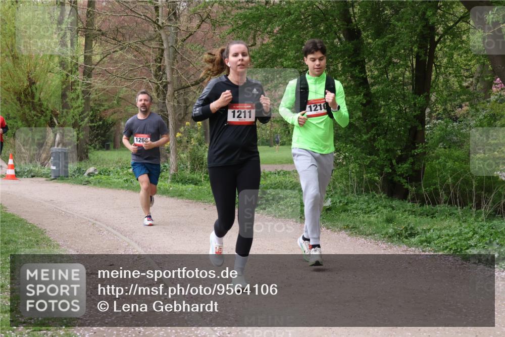 19.04.2026 - Hammer Lauf Lena Gebhardt http://msf.ph/oto/9564106 19.04.2026 10:16:26 Laufen 1268, 16, 1211, 1210 meine-sportfotos.de